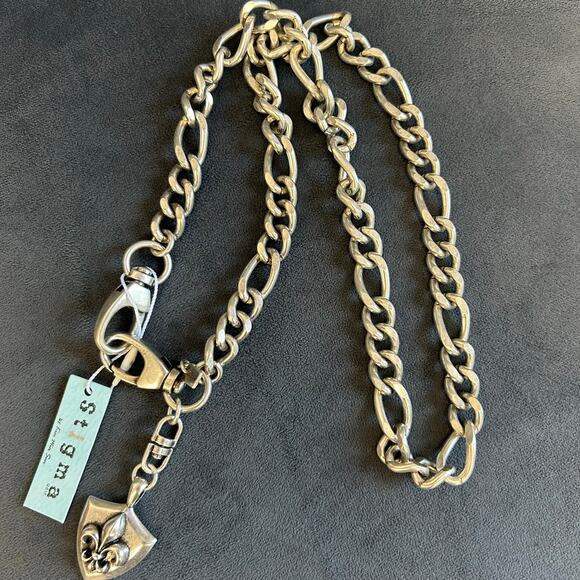 Stigma Mens Silver Chain with Shield Pendant -‎ thick New with Tags - Picture 1 of 2